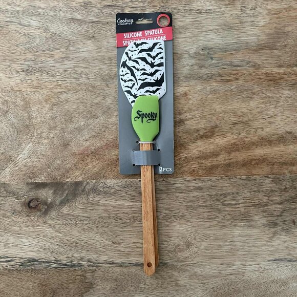 5/$20 NEW 2Pk Halloween Spatula Set-Spooky-Bats - Picture 1 of 4